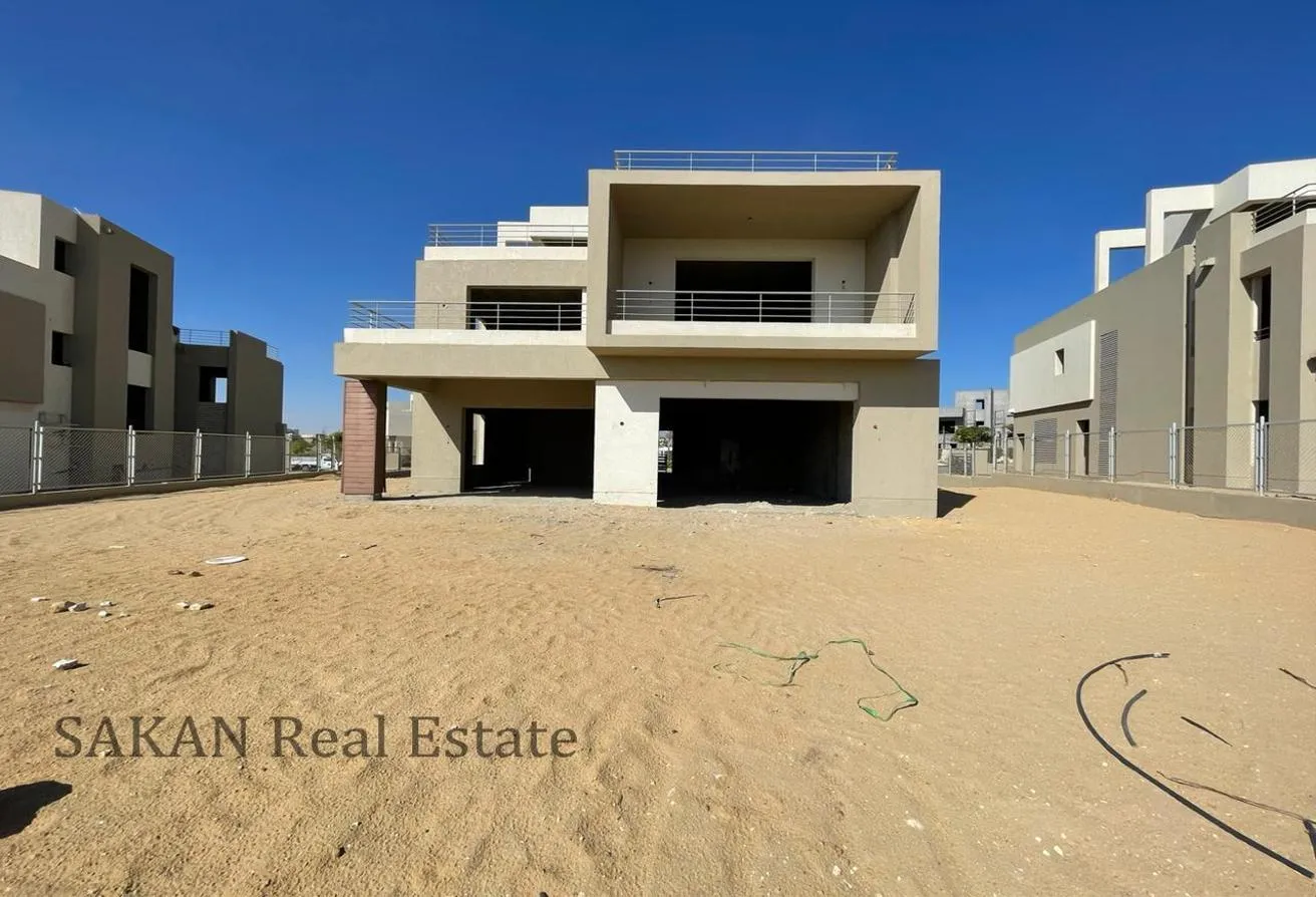 Sale in The Crown: Villa Separate ready with installments Palm Hills