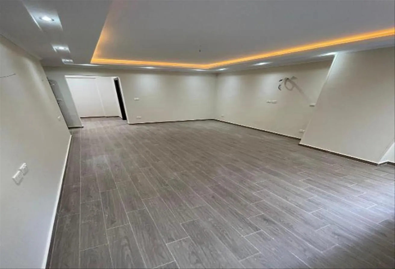 Gallery Image 17