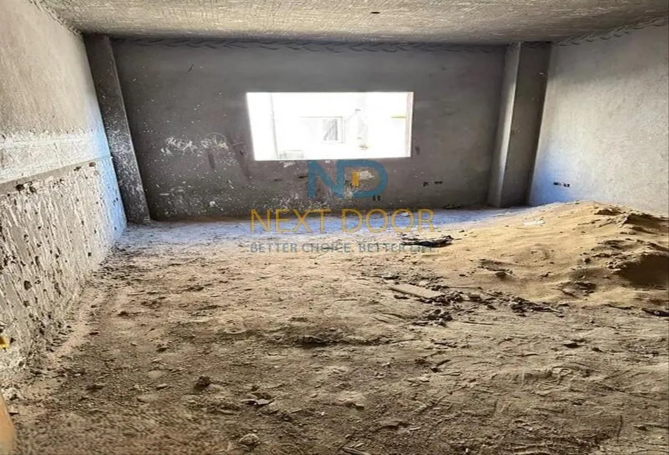 Sale in West Arabella: Apartment for Sale in West Arabella Good price