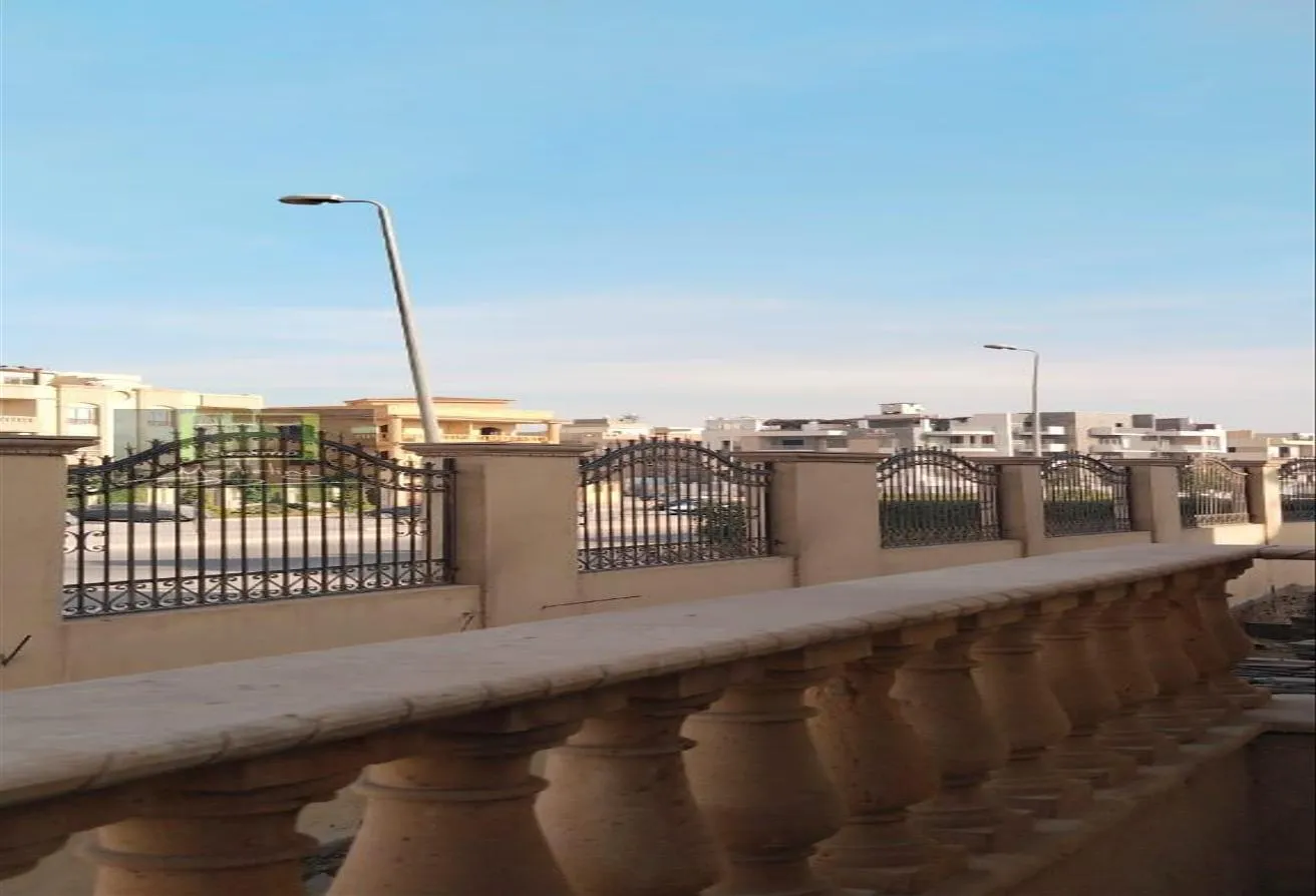 Sale in 13th District: للبيع شقه160م ارضي مرتفع تلات تربع تشطيب بسعر مميز