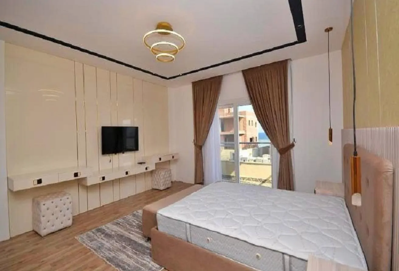 Gallery Image 8