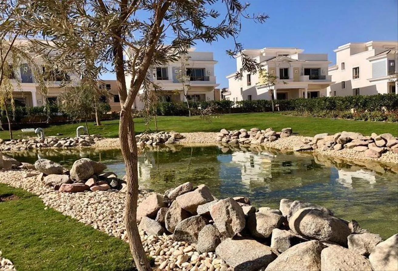 Sale in Mountain View 4: Immediate villa delivery, full finish, 7-year plan