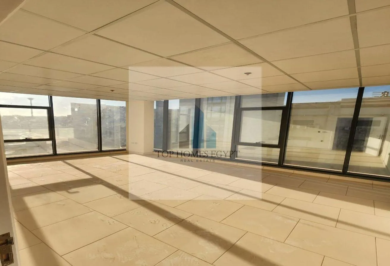 Rent in ELEGANTRY: Office for rent 125m finished in 1st district