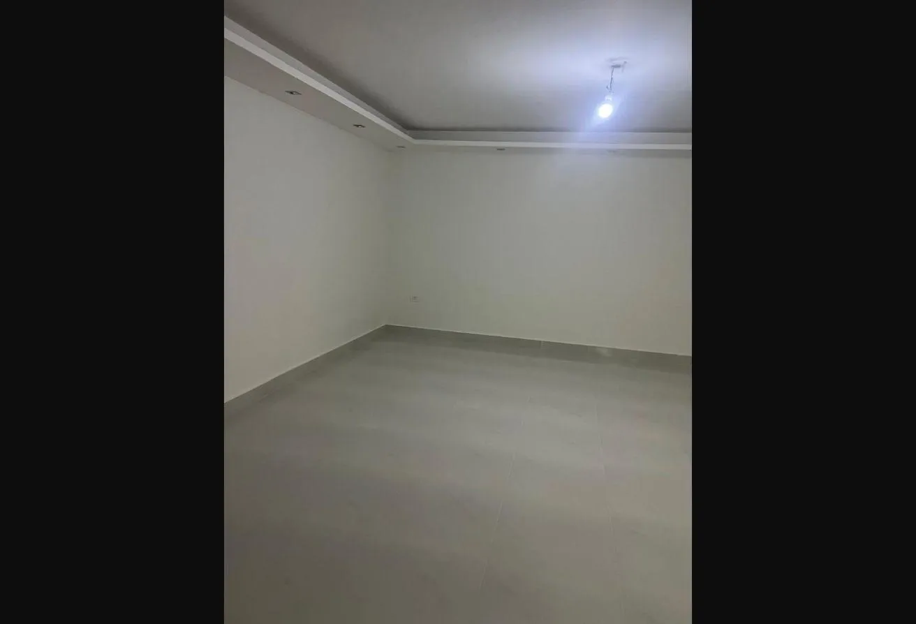 Rent in Deyaar Development: تشطيب الترا سوبر لوكس بالتكيفات | فيو مميز