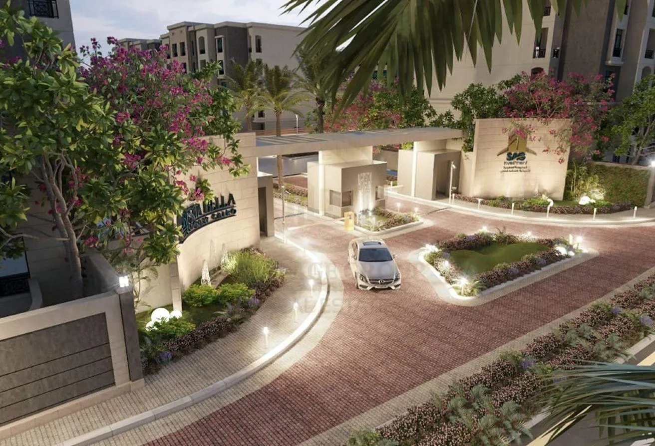 Sale in Alca compound: Semi finished next to Zed East, 7y installments