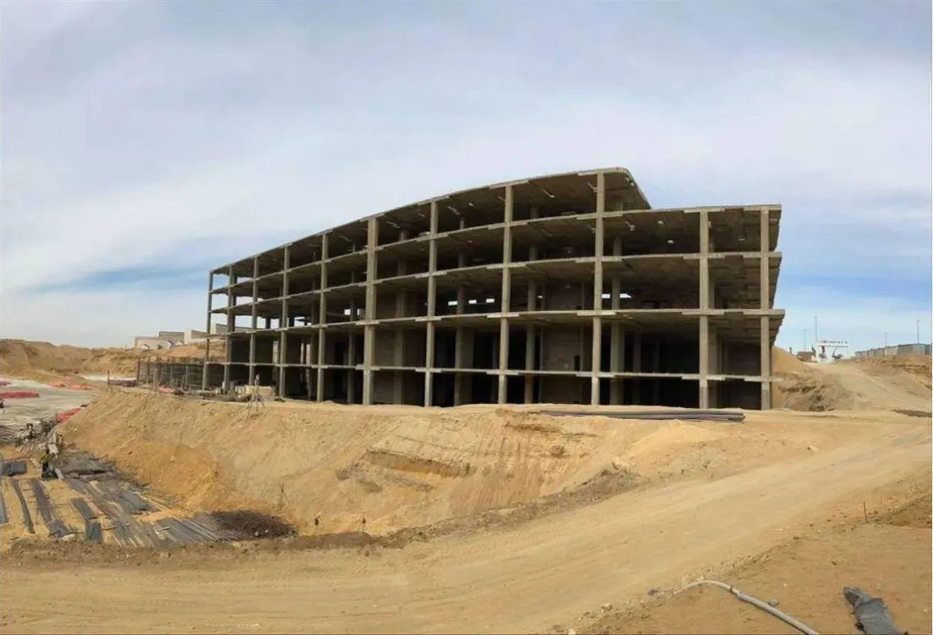 Sale in Pyramids City - The Infinity Mall: Your shop is in the largest administrative