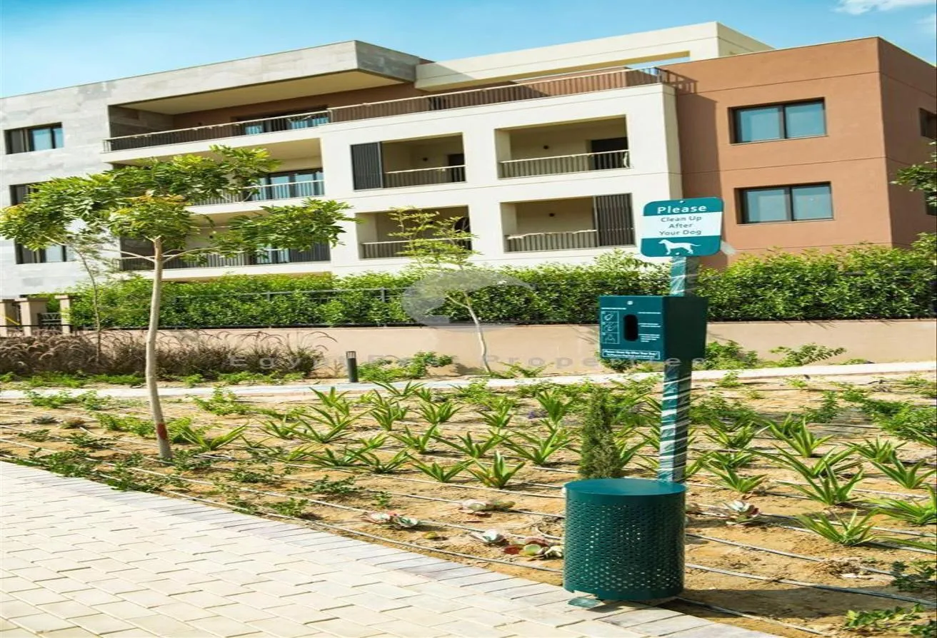 Sale in District 5: Town house in district 5 new cairo 5% downpayment