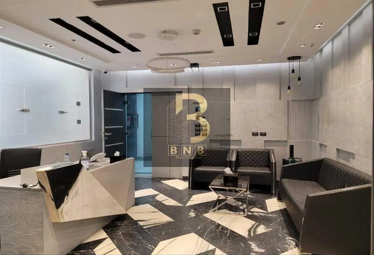 Rent in Cairo Business Plaza: Modern Finishing Admin Office 190sqm in New Cairo