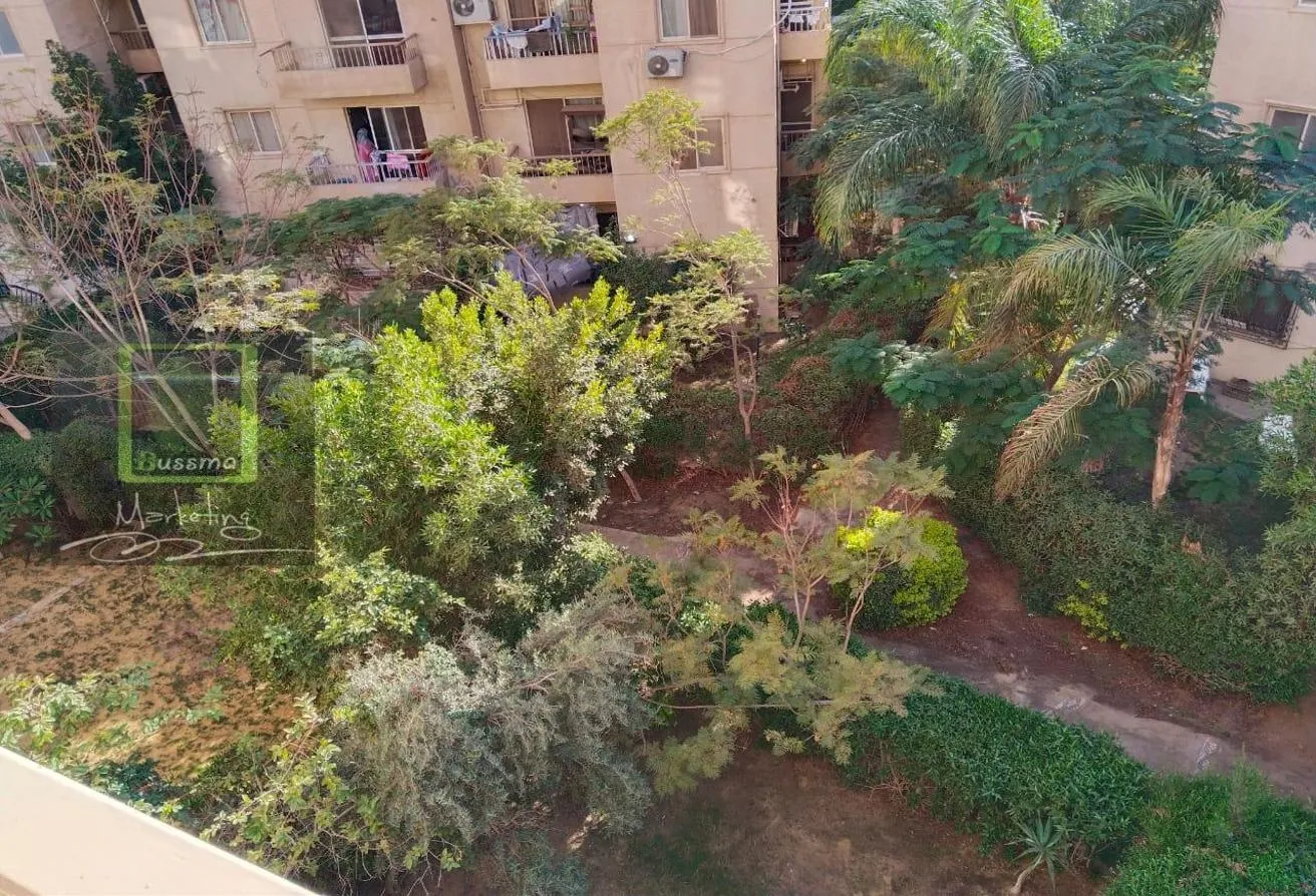 Sale in Al Mostakbal: شقة للبيع عمارات المستقبل تطل على لاند سكيب دور3