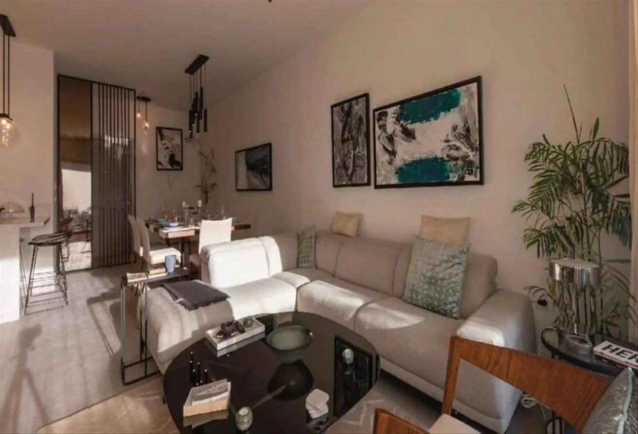 Sale in Al Burouj Compound: A fully finished apartment in Al Burouj al shrouk