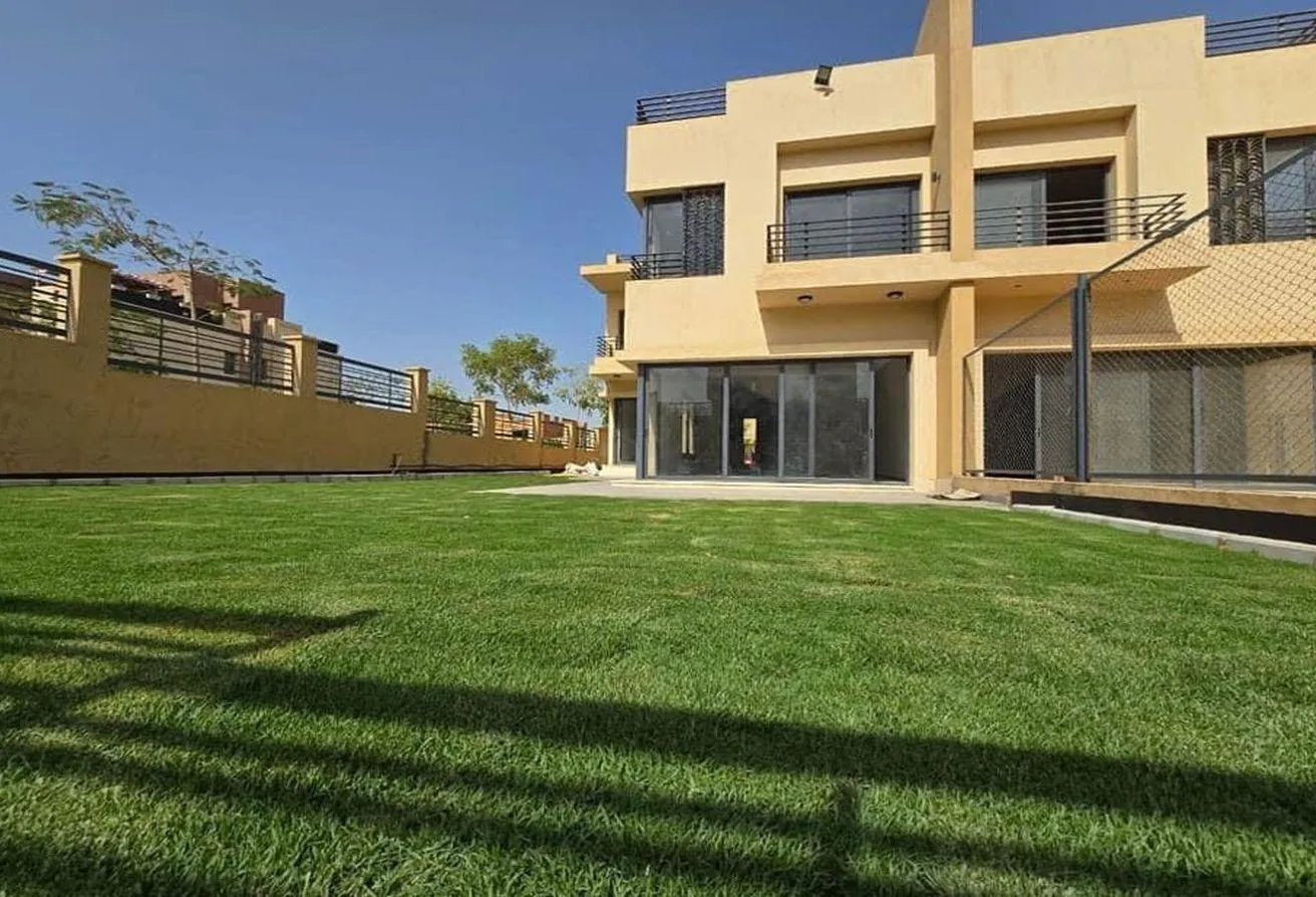 Sale in Alma: Prime located Villa apartment +garden near Arkan