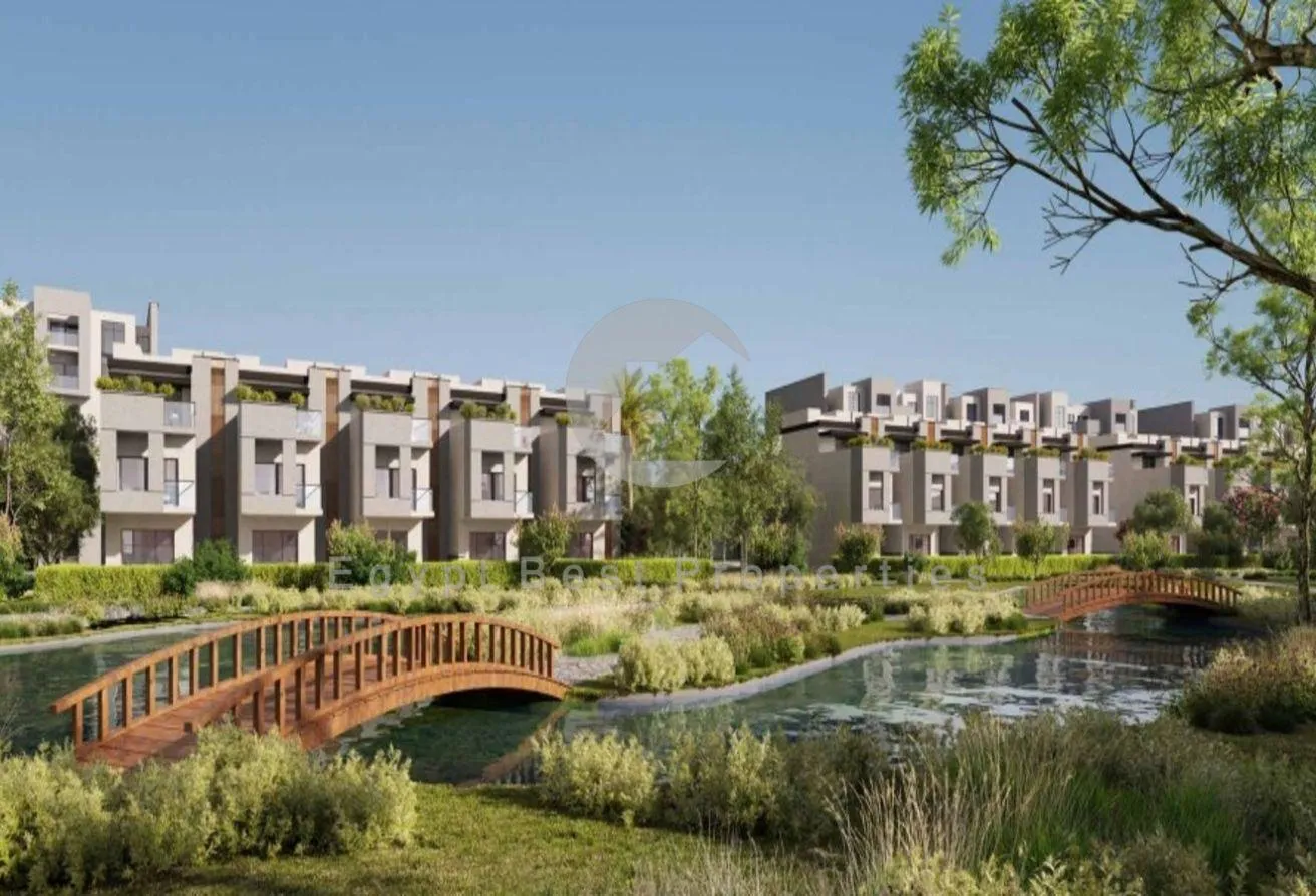 Sale in Solana East: Villa for sale in New Cairo 6 BEDS SEMI FINISHED