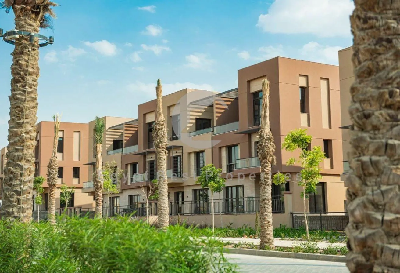 Sale in District 5: Townhouse, Semi-finished, 3 Bedrooms, District 5