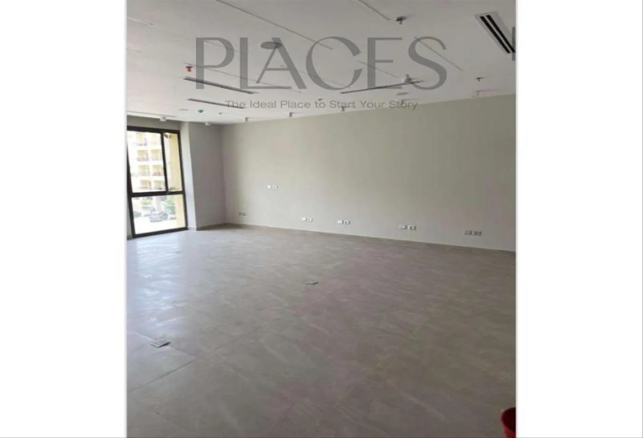 Rent in V90: Shop For Rent Fully Furnished in 90 street