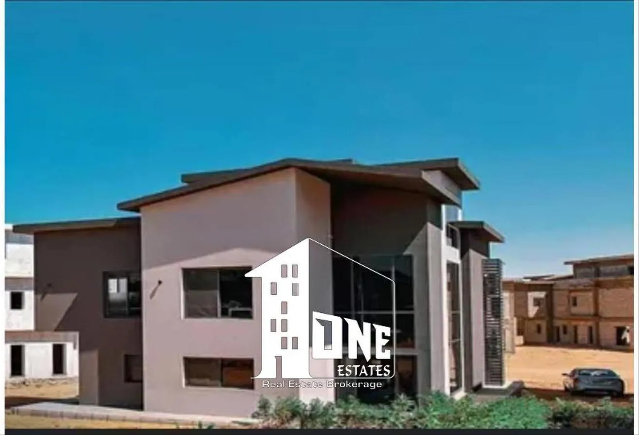 Sale in Creek Town: Villa Prime Location Good Price in Creek Town