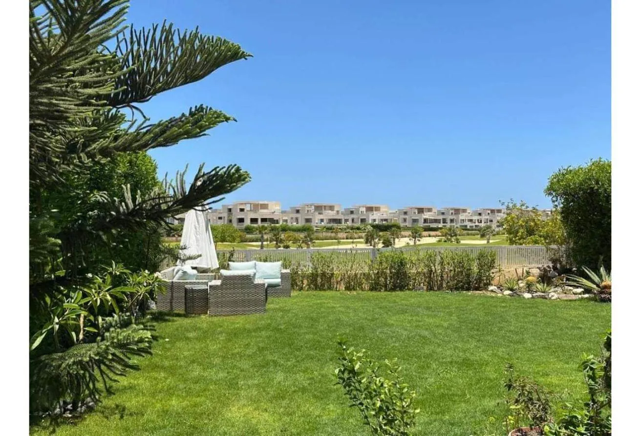 Sale in Hacienda West: شاليه لقطة ريسيل متشطب في هاسيندا قسط ع 8 سنوات