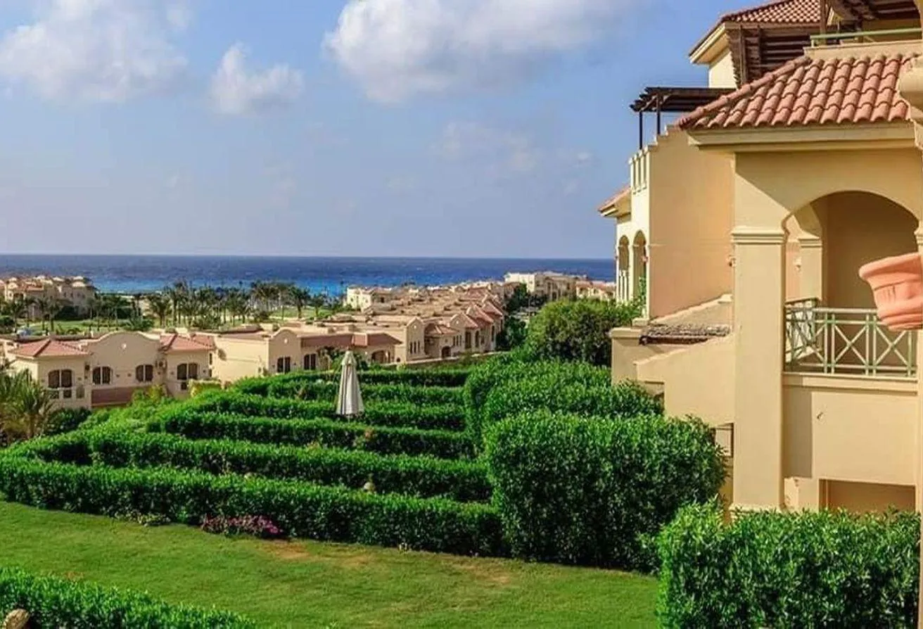 Sale in La Vista Bay: Twin house for sale fully finished in La Vista Bay