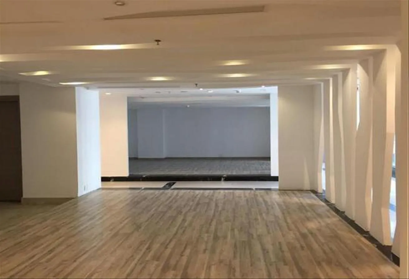 Gallery Image 13
