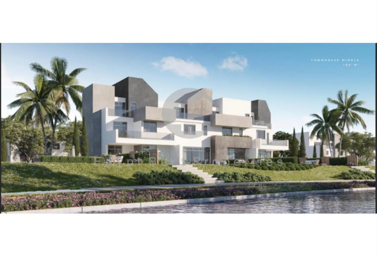 Sale in Zed Towers: Limited Offer at Tatweer Misr Townhouse corner/10Y