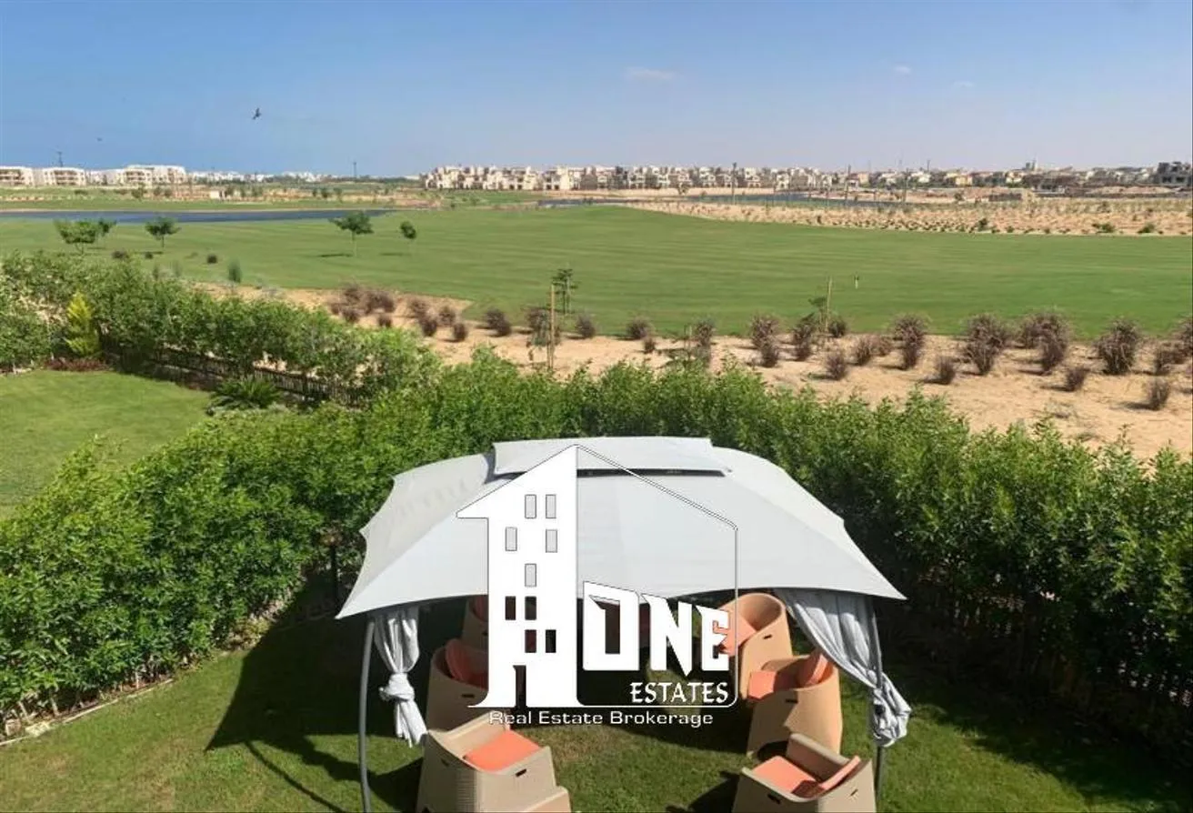 Sale in Marassi: Twin House Directly on Golf in Blanca Marassi