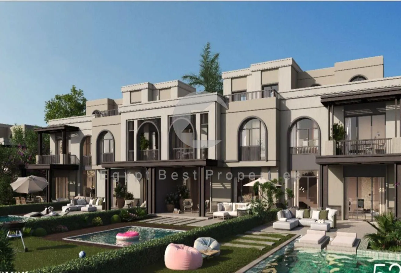 Sale in District 5: 4 BED | Overlooking Greenery | Offering 10 Y Ins.