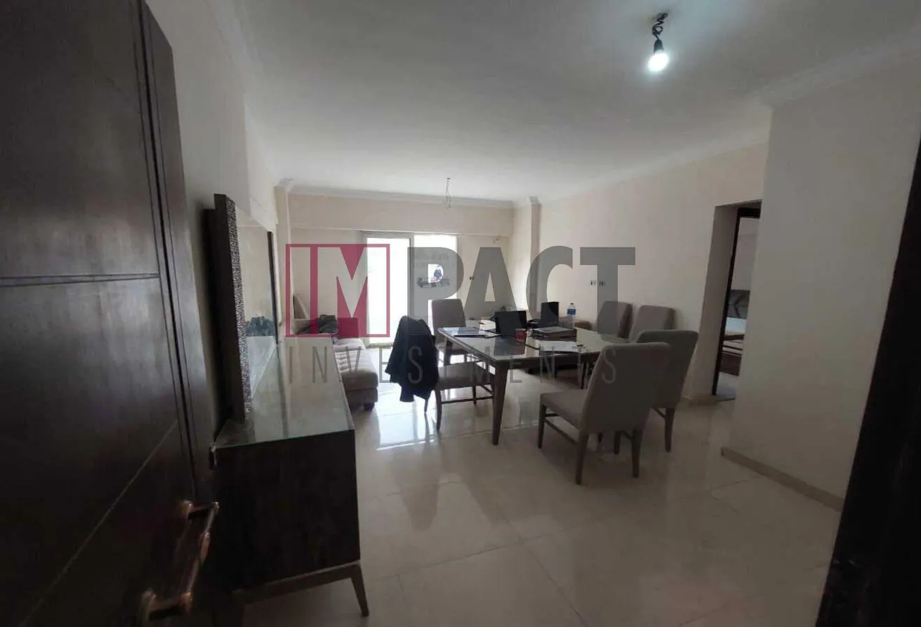 Sale in Westown: APT Ready to move with low Dp over 6 Years