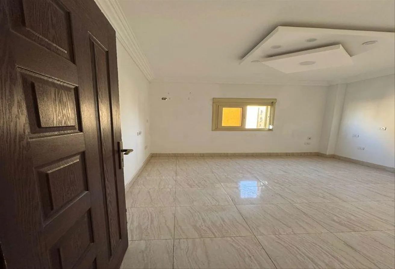Rent in Al Ashrafiya: Duplex for sale in Achrafieh Compound near to AUC