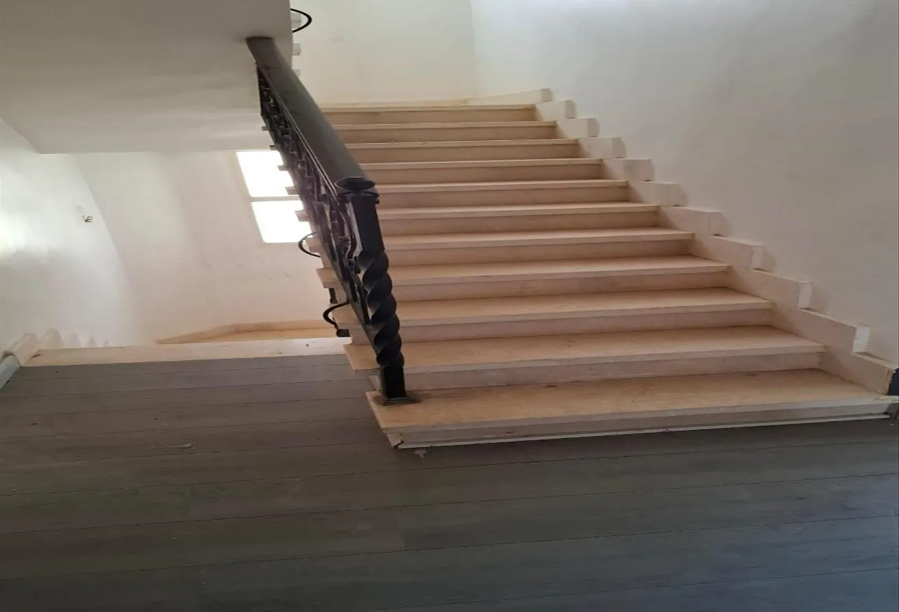 Sale in Stella Location: فيلا للبيع للبيع بكمبوند ستيلا هيليوبلس
