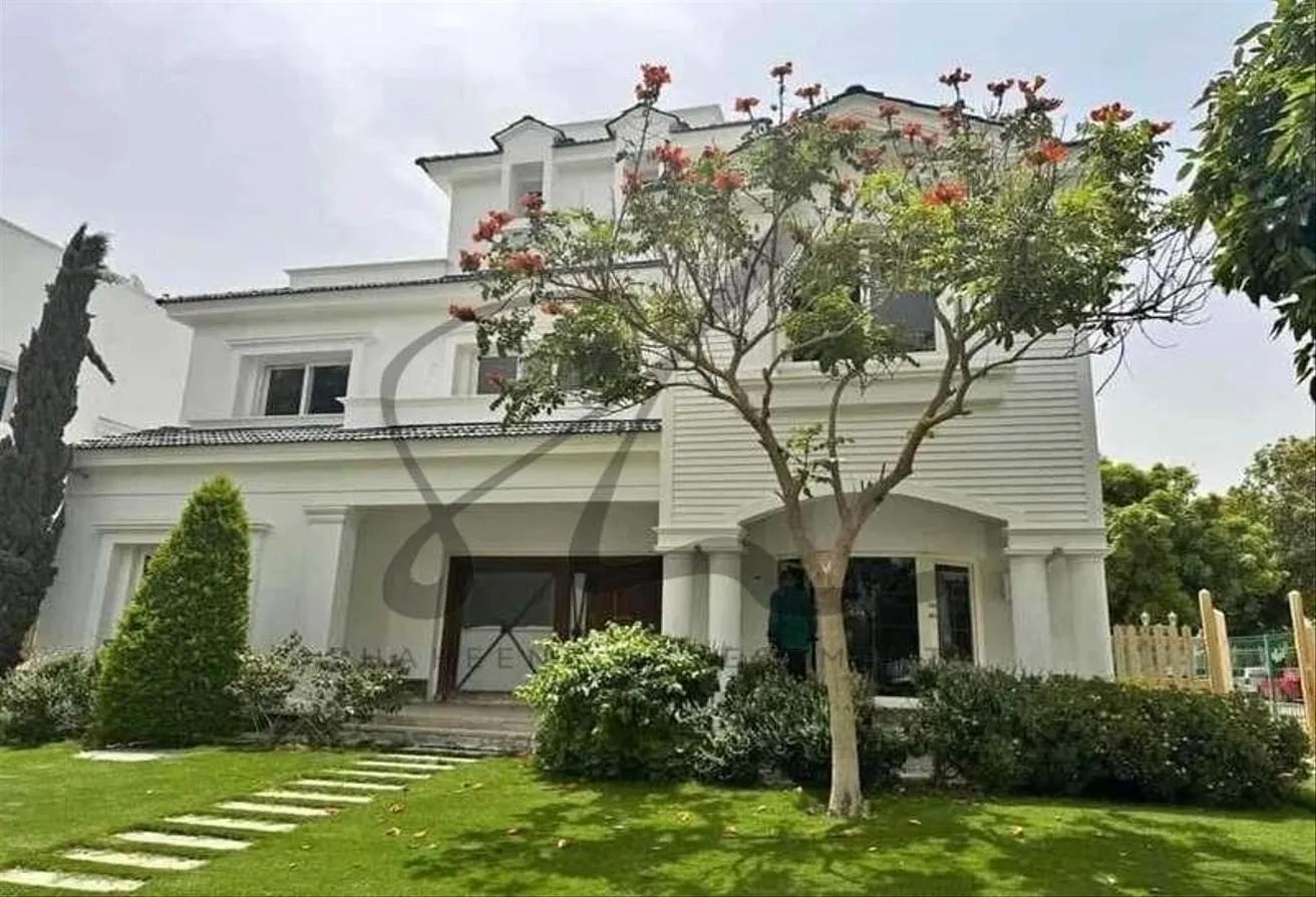 Sale in American University Housing District: Villa for sale in Garden View, open to landscape,