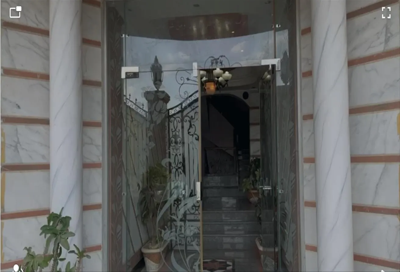 Gallery Image 19