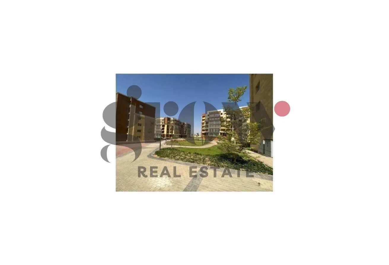 Sale in RI8 New Capital: امتلك شقتك متشطبة تسليم فوري في قلب العاصمة