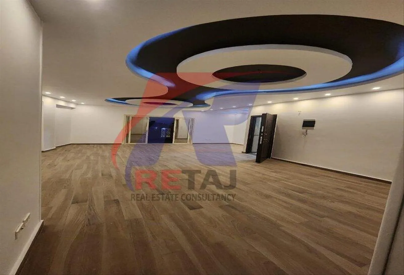 Rent in Ahmed Shawky Axis: Apartment for rent with kitchen in Violet 1 Villas