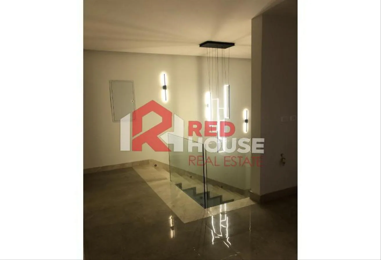 Gallery Image 13