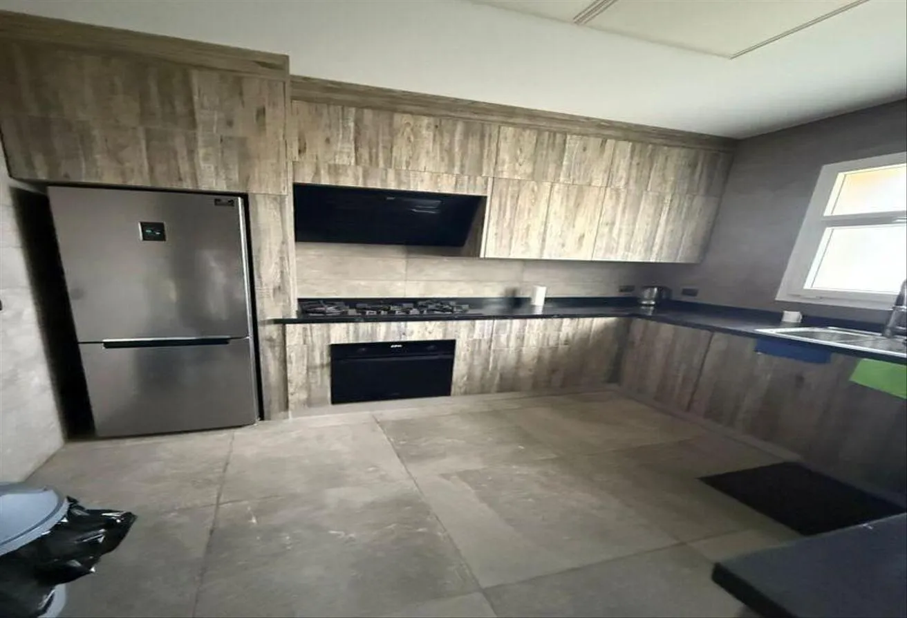 Sale in Casa: Apartment for sale in Casa Beverly Hills zayed