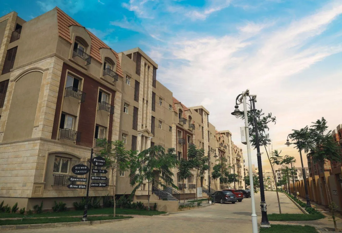 Sale in Rock Vera: روك فيرا يعنى حياة متكاملة و خدمات متنوعة بالتشطيب