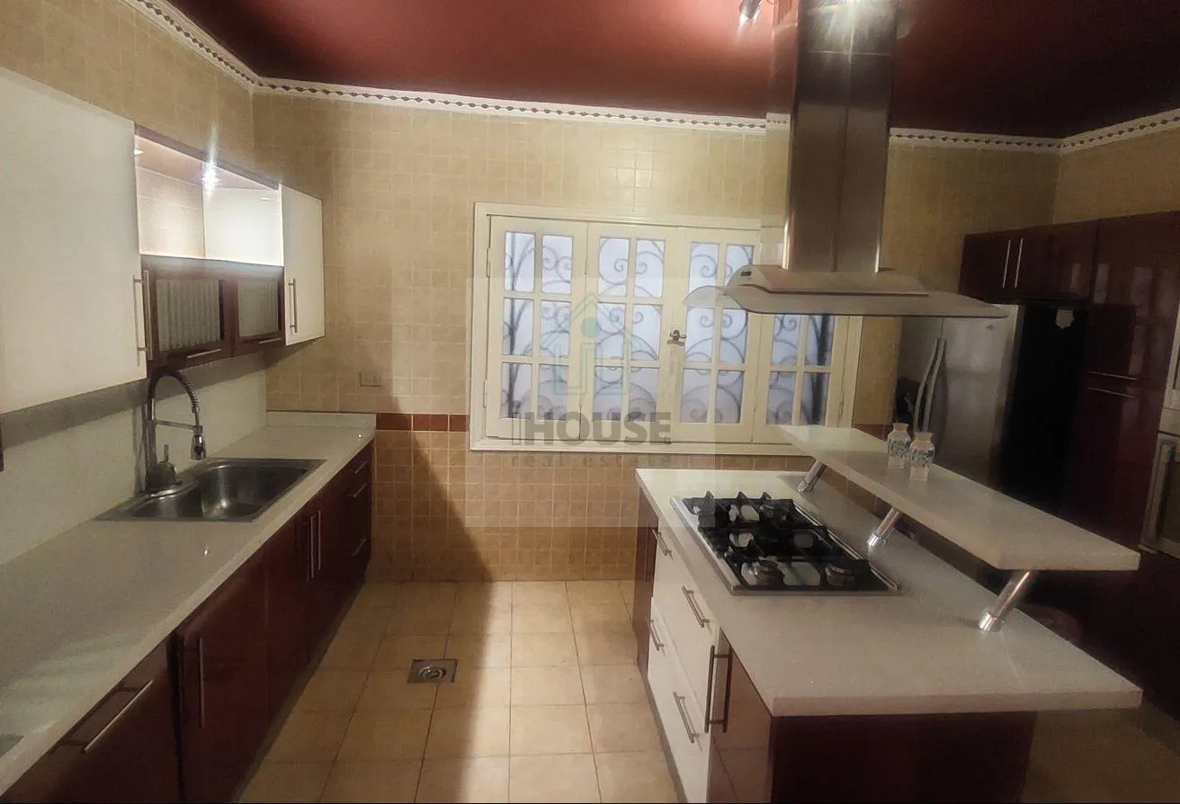 Gallery Image 13