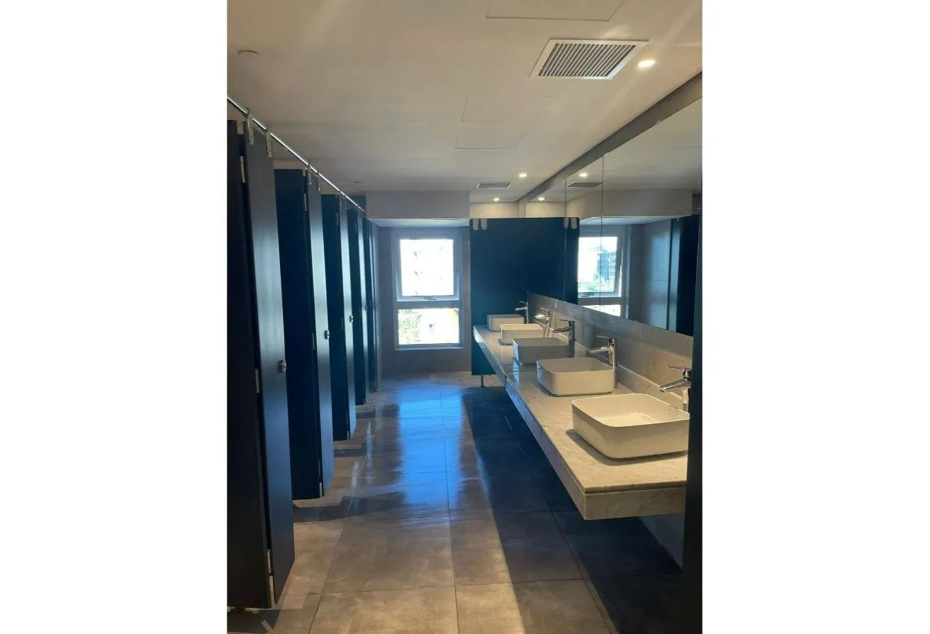 Gallery Image 6