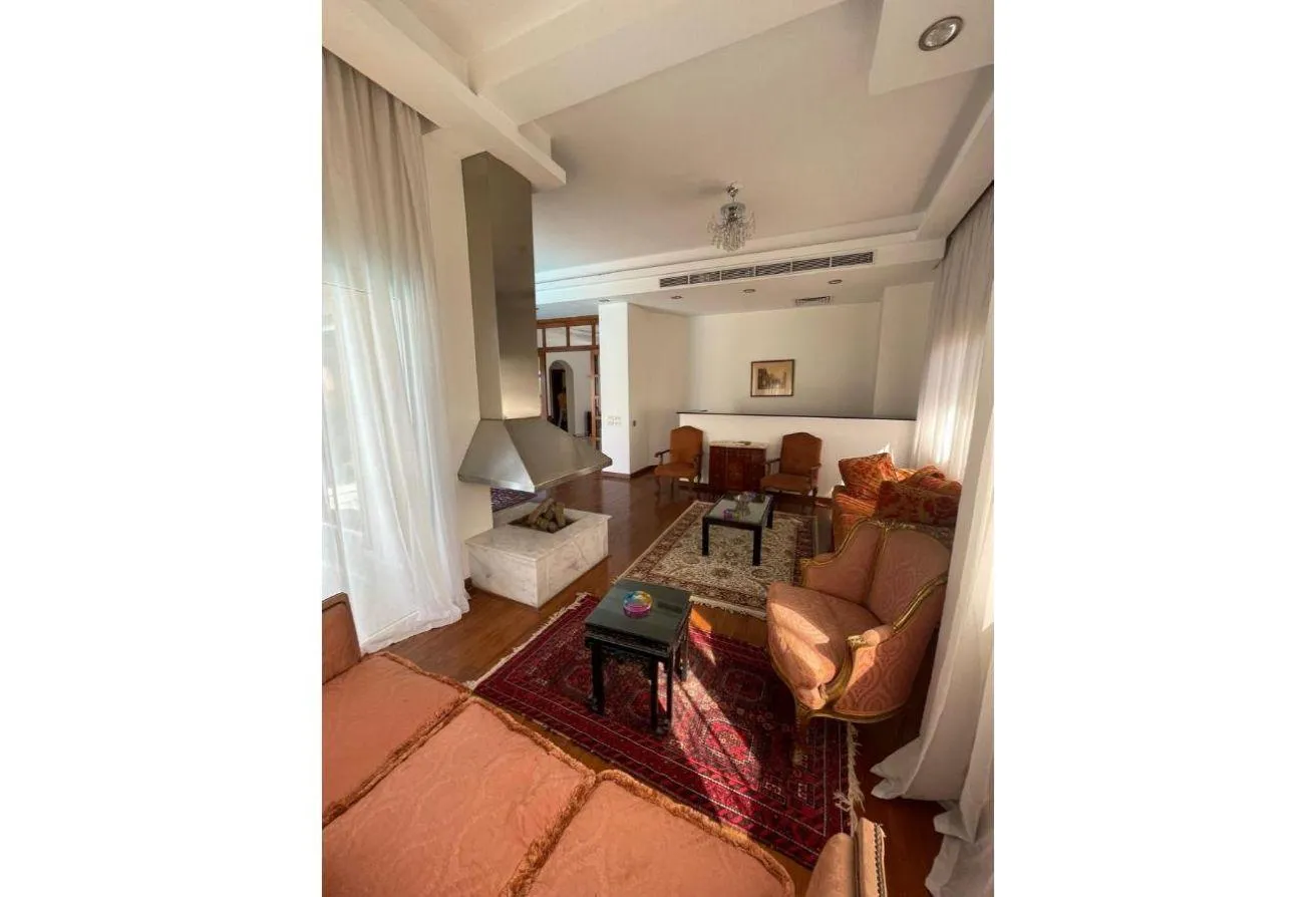 Gallery Image 22