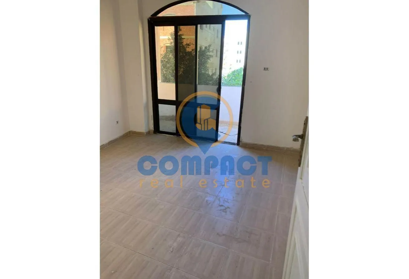 Sale in 11th District: Second floor, prime location and deluxe finishing
