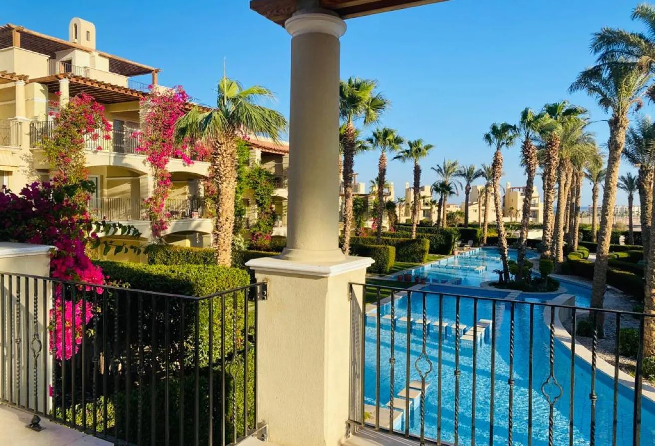 Sale in Sahl Hasheesh: شاليه رائع بالغردقه كامل التشطيب
