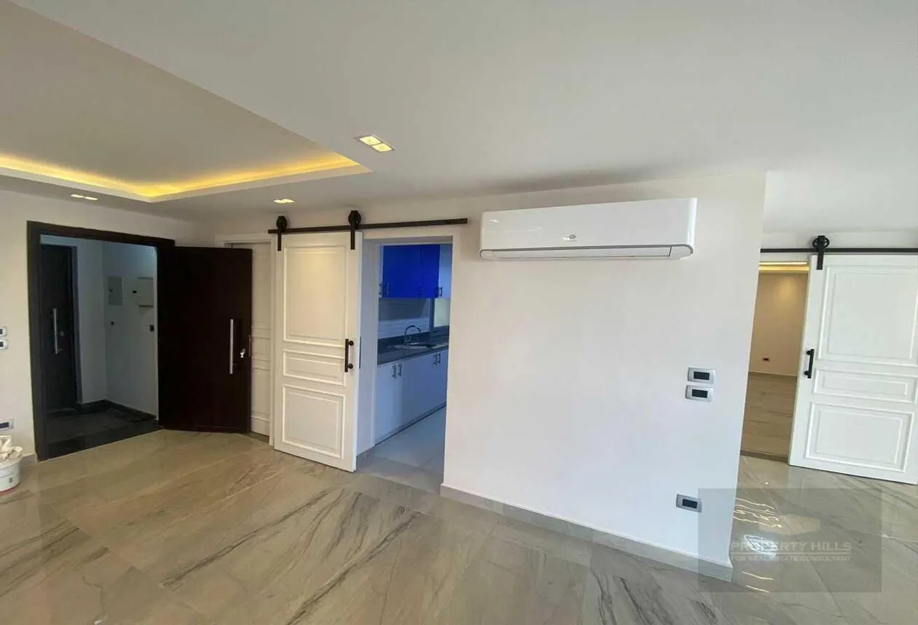 Sale in Rock Eden: Prime location 3BR Apt, RTM installment plan.