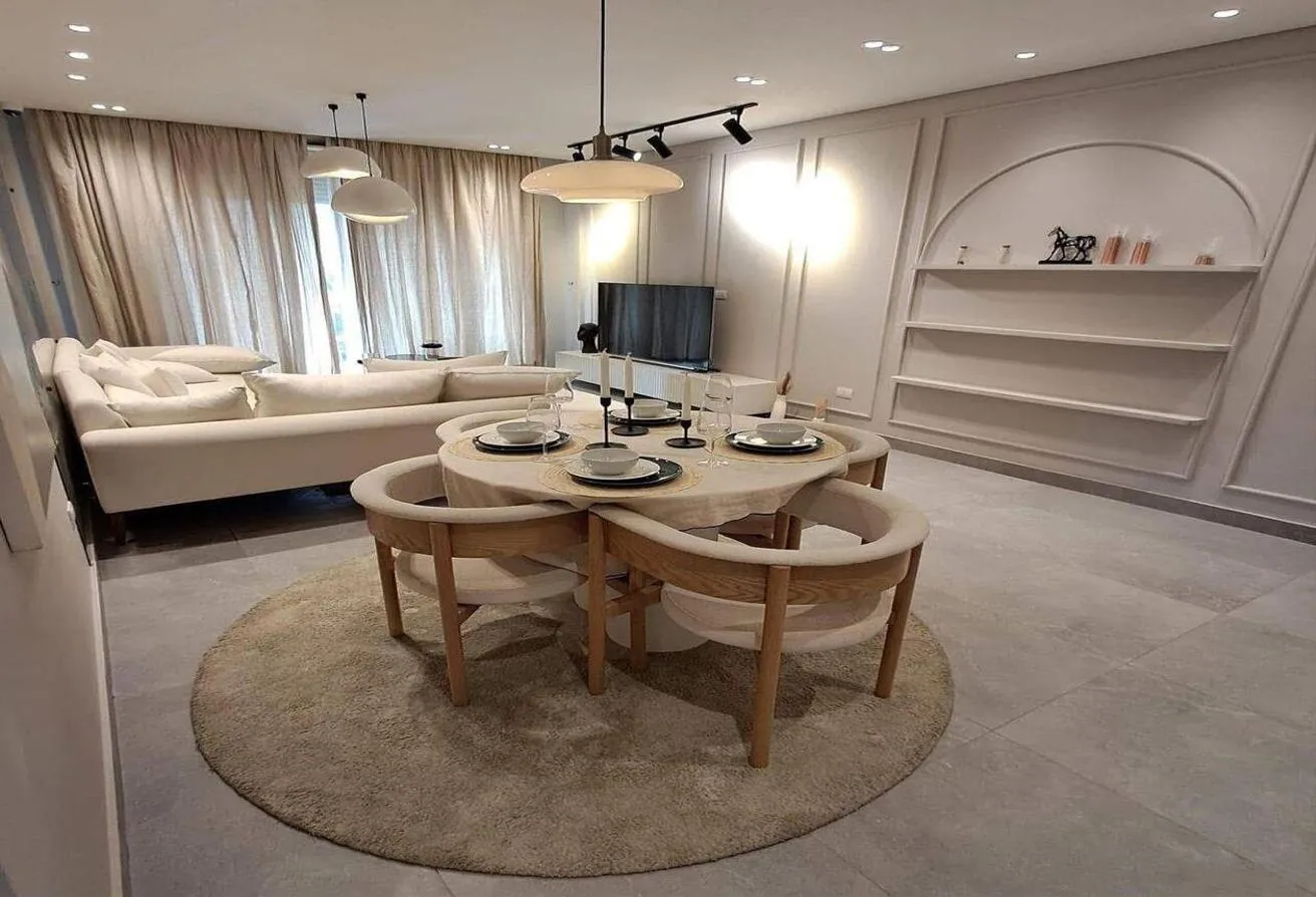 Sale in Etapa: Prime Resale Apart Delivery 6 Months Finished