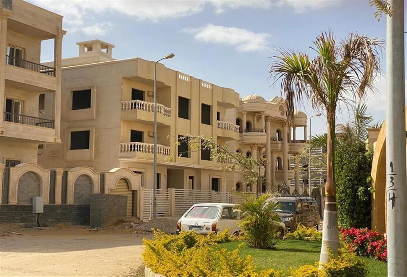 Sale in Tamr Hena: Villa for sale view overlooking a garden on the
