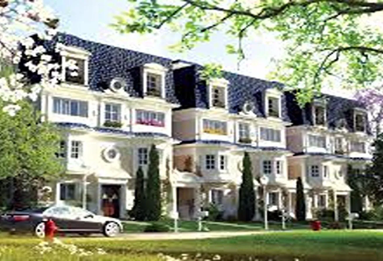 Sale in Mountain View iCity October: lowest price for corner town house