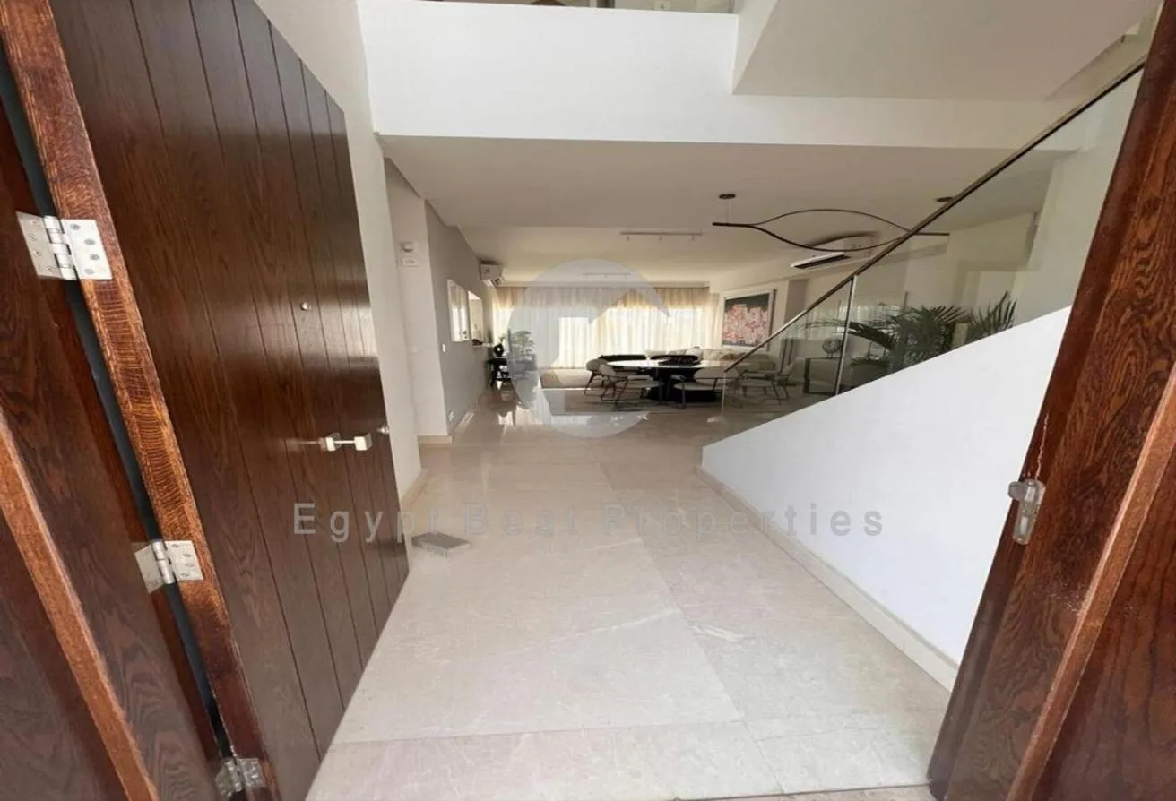 البيع في ميفيدا: Finished Townhouse Corner - Prime Location @MIVIDA 