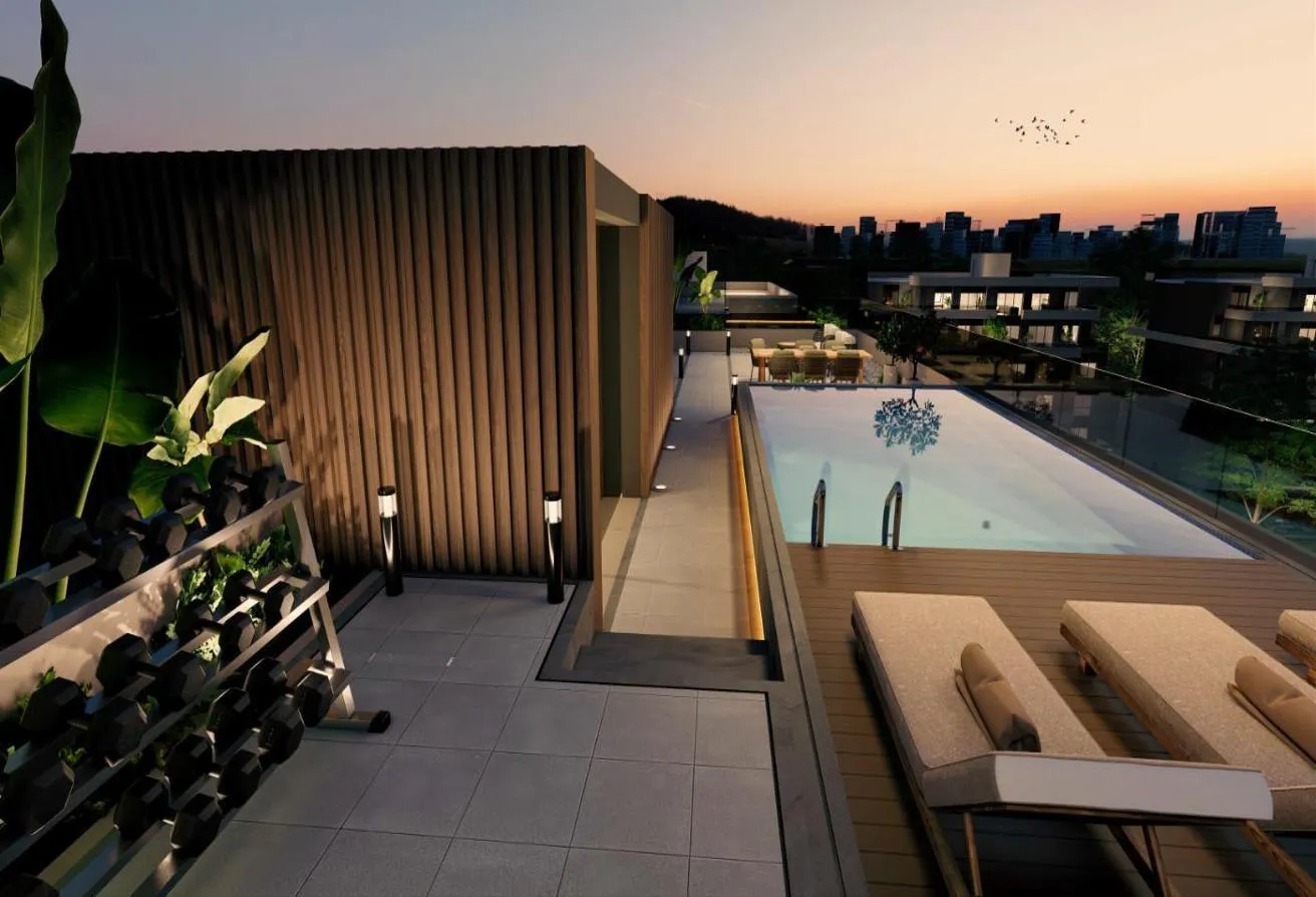 Sale in La Colina: A special apartment in La Colina compound