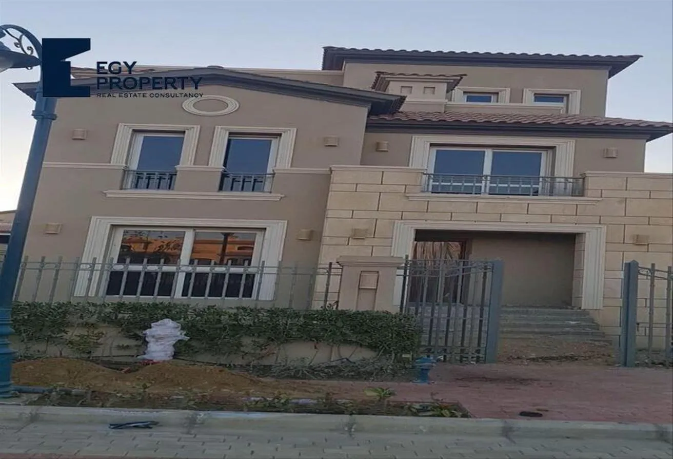 البيع في لافيستا سيتي: استلم فورى فيلا باقل سعر فى لافيستا سيتى بتسهيلات. 