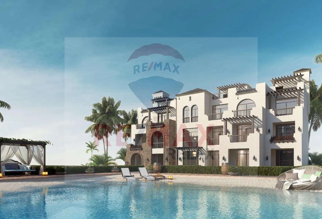Sale in Sahl Hasheesh: Luxury Penthouse for Sale – Panoramic View
