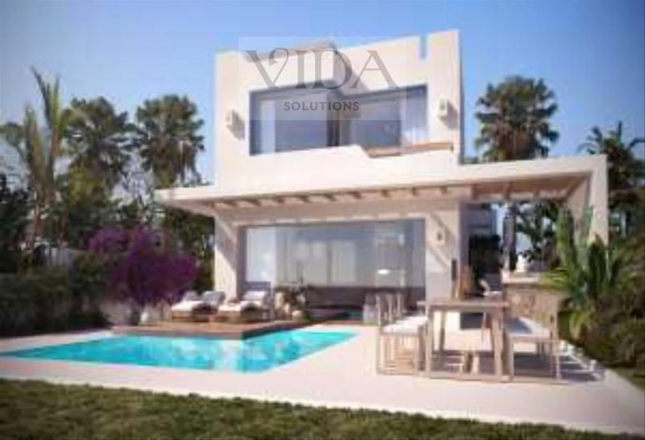 Sale in LVLS By Mountain View: middle Town House For sale less price in Lvls    .