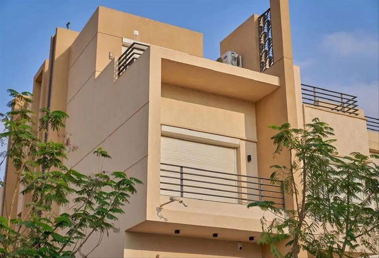 Sale in Alma: Prime located apartment with garden in Alma